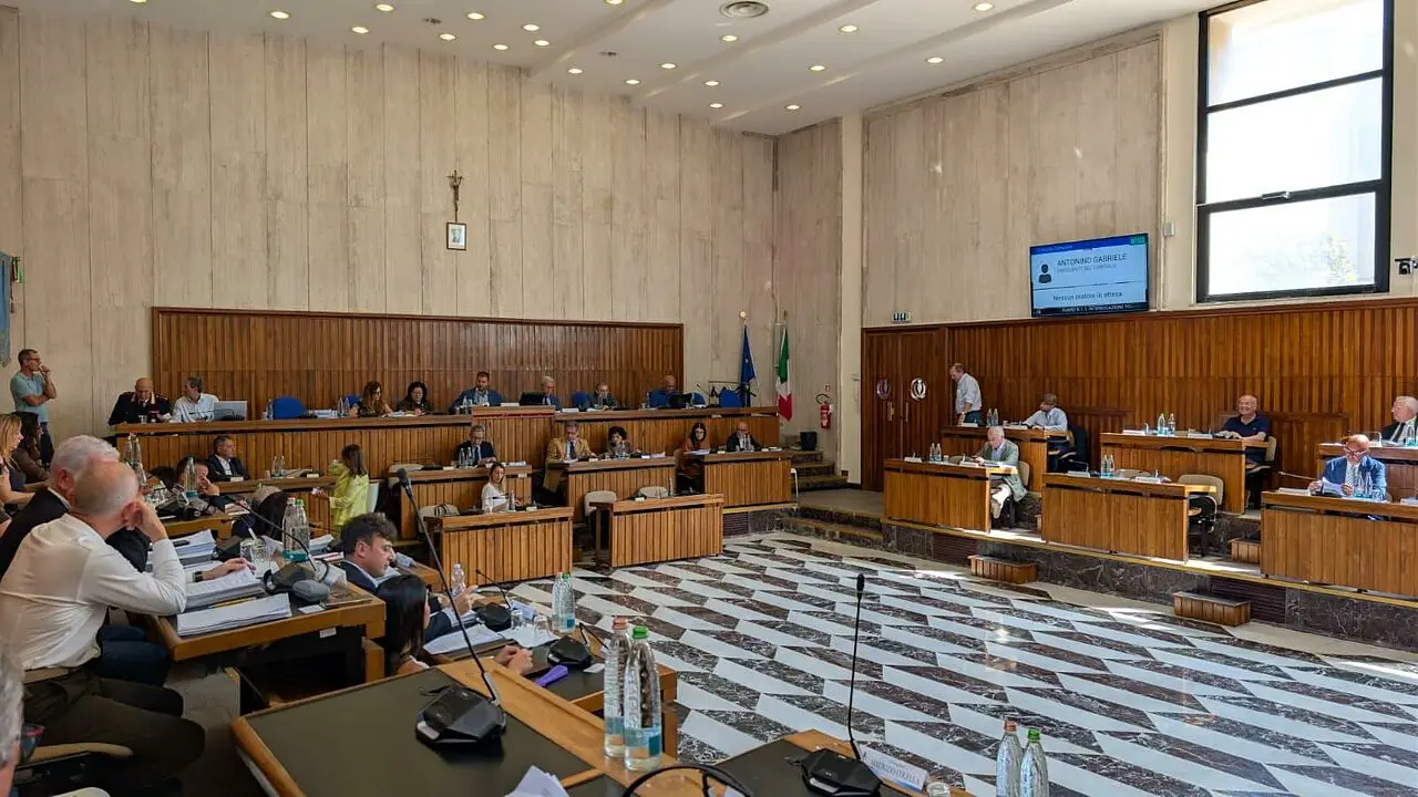 consiglio comunale brindisi