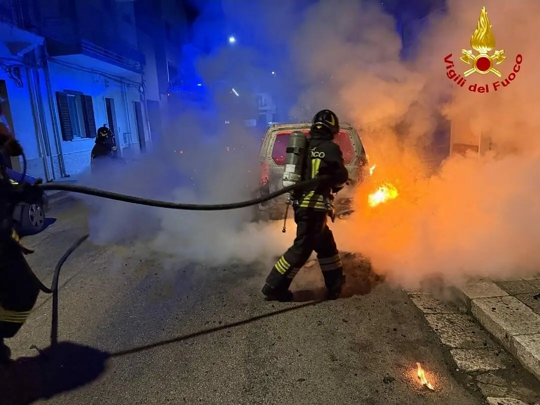 incendio auto