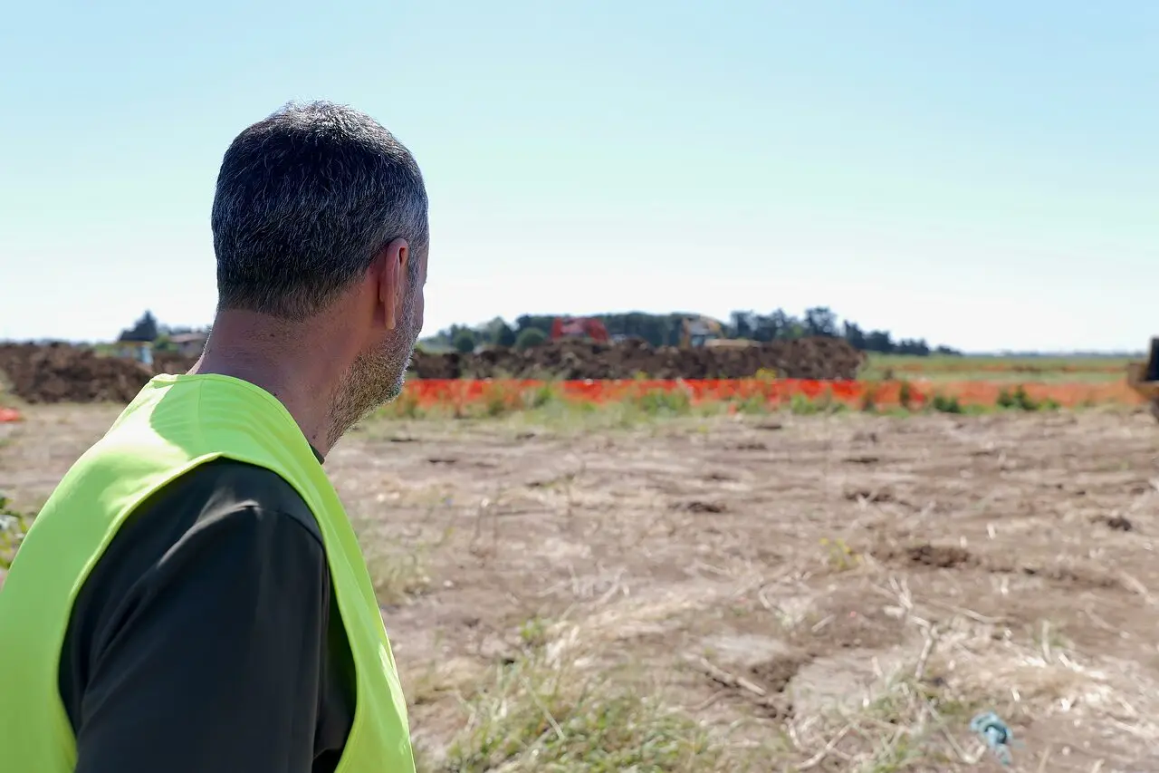 sopralluogo Decaro cantiere RFI aeroporto Brindisi