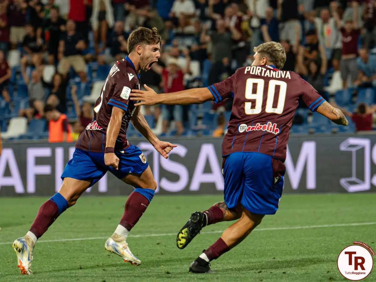 Reinhart esulta dopo il gol del raddoppio - foto Silvia Casali