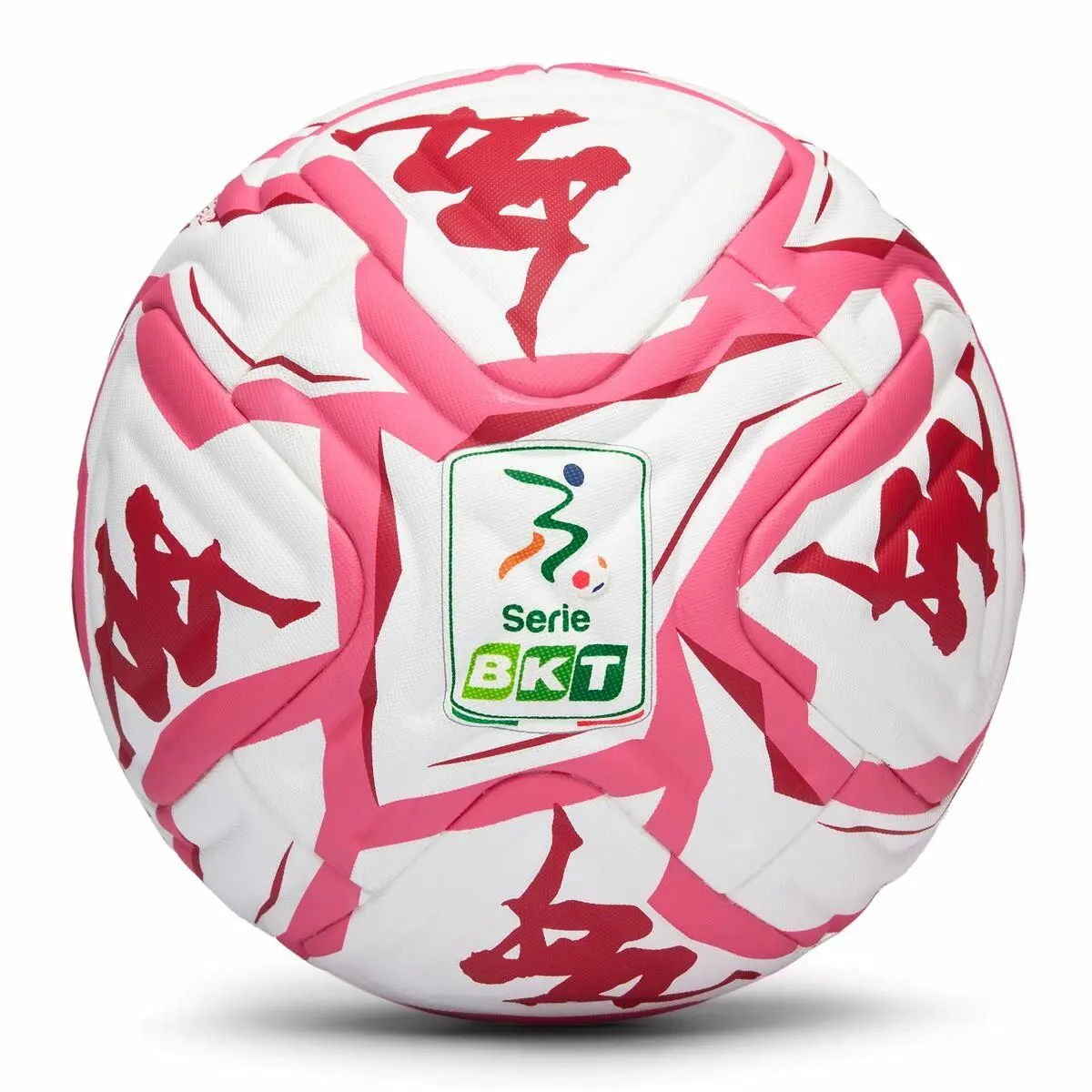 Il Kombat Ball rosso, simbolo della lotta contro la violenza sulle donne, protagonista su tutti i campi della 14ª giornata