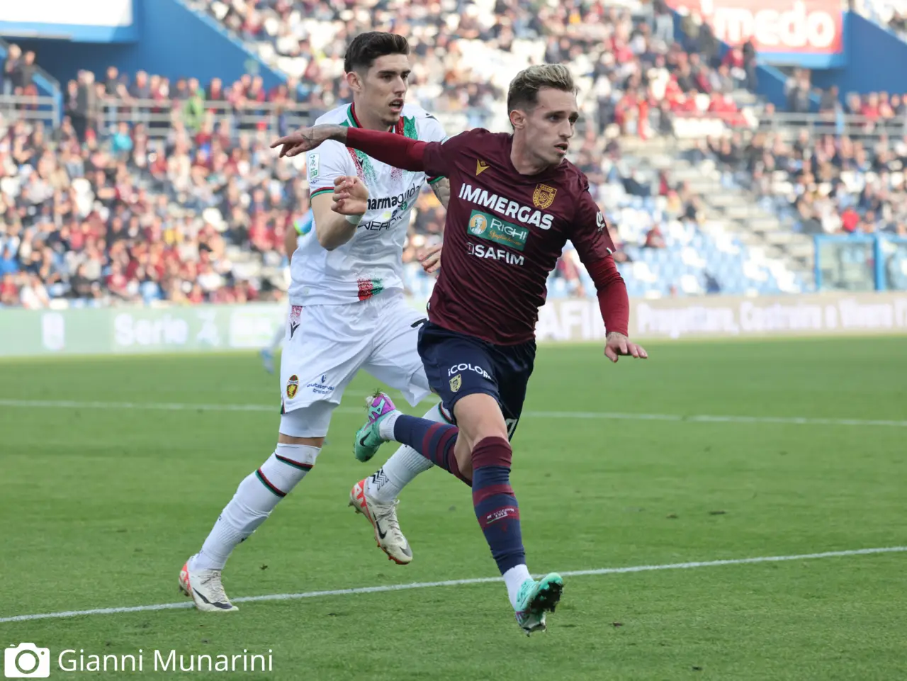 Blanco in azione con la maglia granata - foto Gianni Munarini