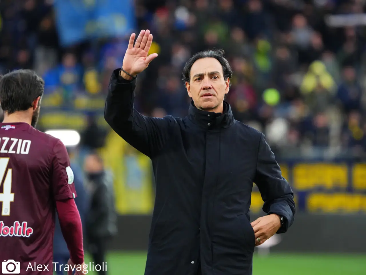 Nesta chiede scusa ai tifosi a fine gara - foto Alex Travaglioli