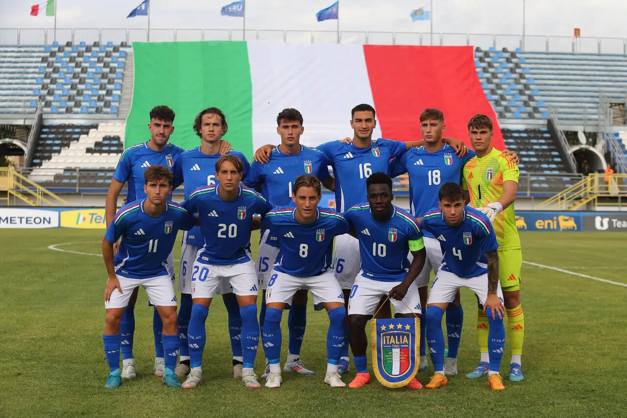 LATINA, ITALY - SEPTEMBER 05: Italy U21 team poses during 2025 Under 21 EURO Qualifying Group A match between Italy and San Marino