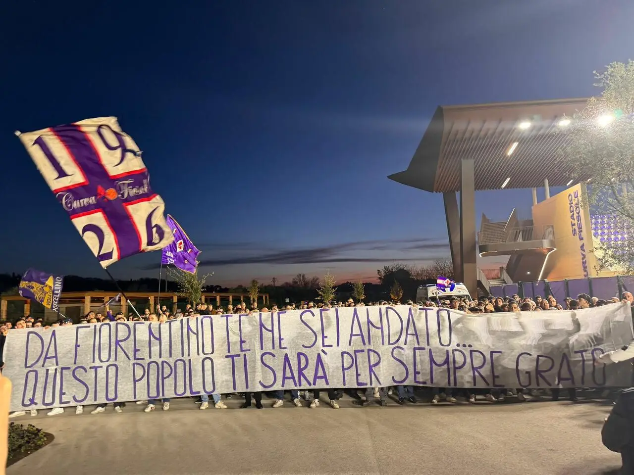 Curva Fiesole Tifosi Fiorentina (ph. Fiorentinauno)