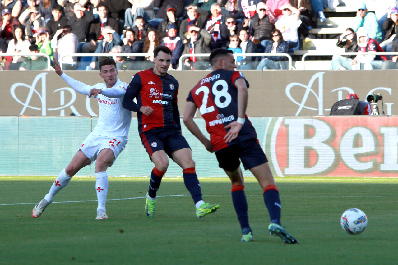Cagliari vs Fiorentina