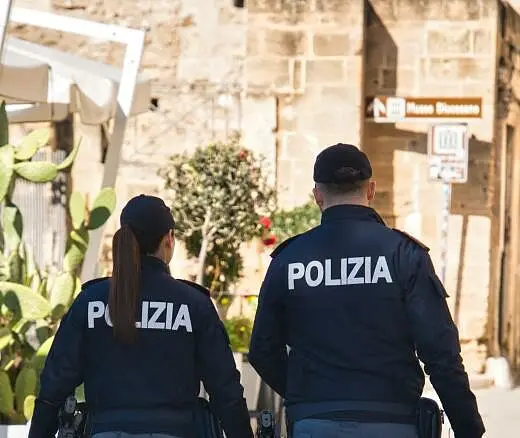 agenti polizia