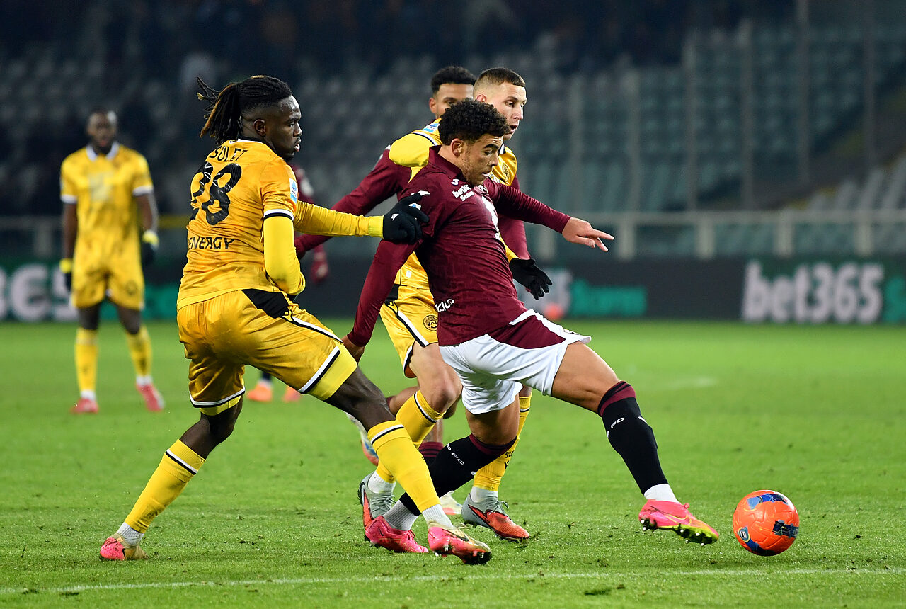Adams vs Udinese