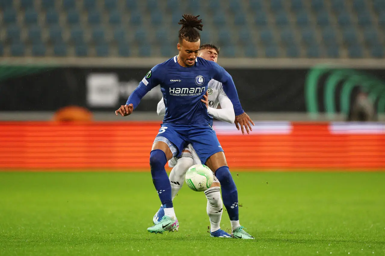 Archie Brown, difensore inglese del Gent