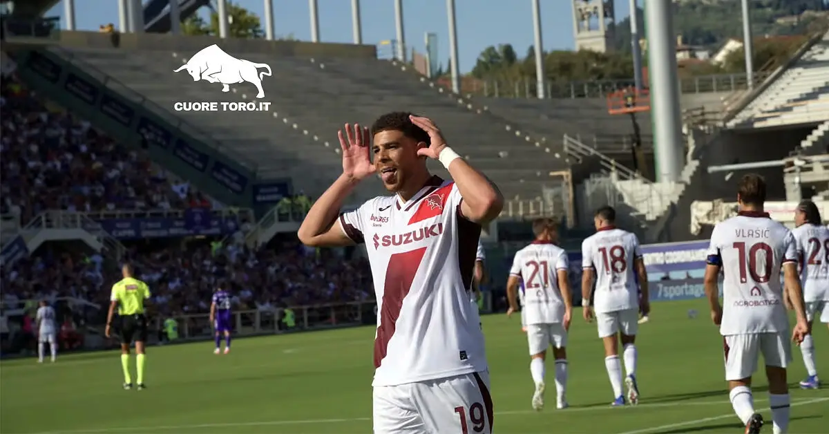 Che Adams, esultanza dopo il gol in Fiorentina Torino