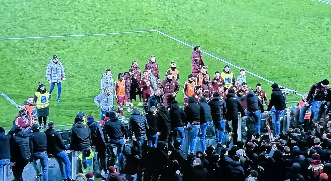 torino squadra sotto la curva