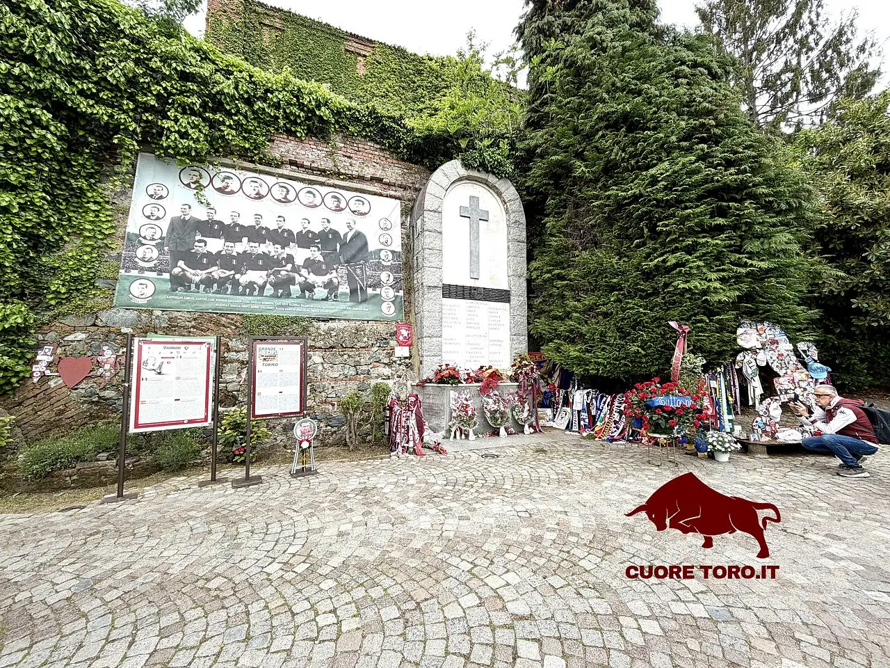 Superga, lapide Grande Torino - 4 maggio