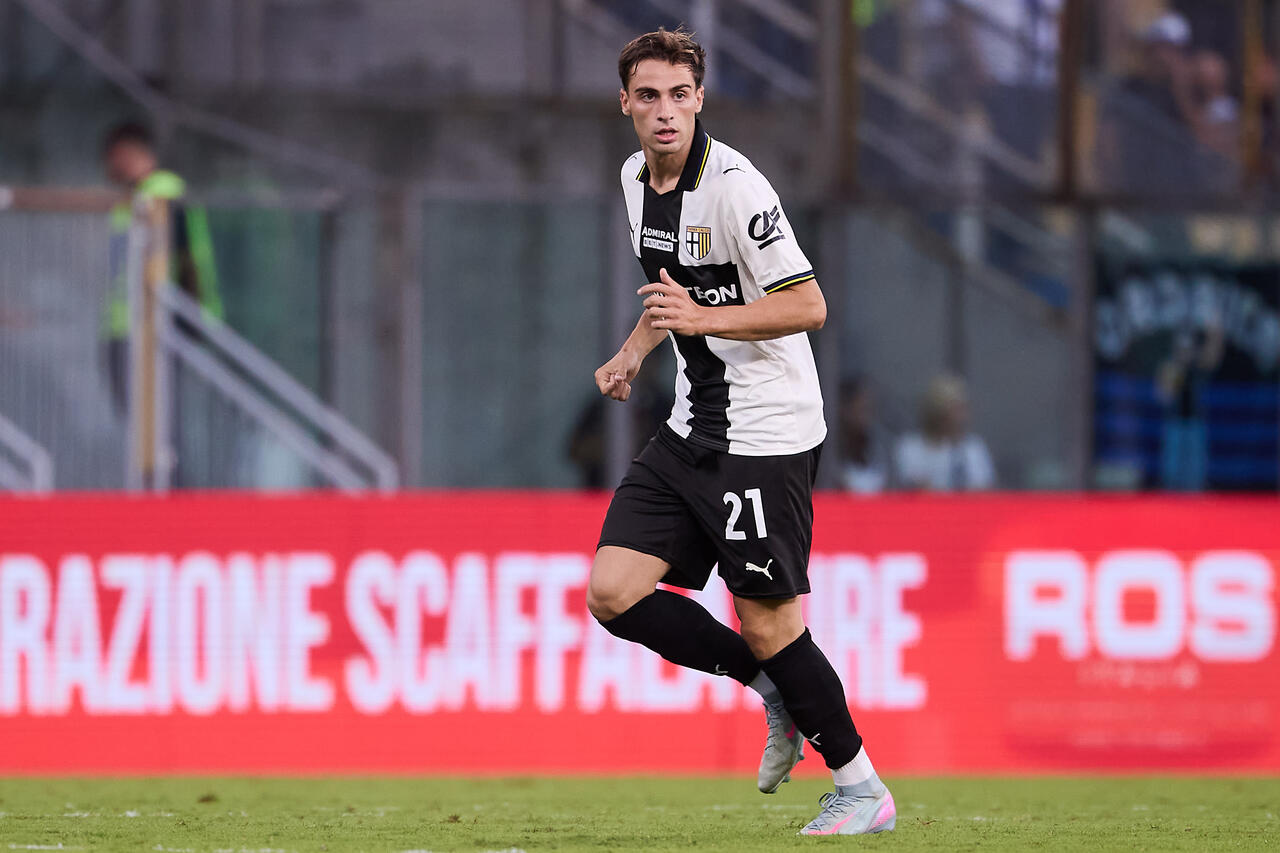 Gaetano Pio Oristanio of Parma Calcio looks on during the Serie A match between Parma Calcio 1913 and Atalanta BC at Stadio Ennio Tardini on August 30, 2025 in Parma, Italy.