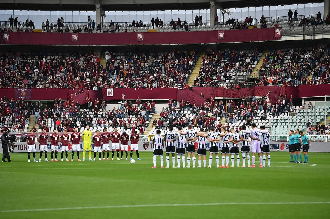 Torino Udinese, minuto di silenzio per Papa Francesco