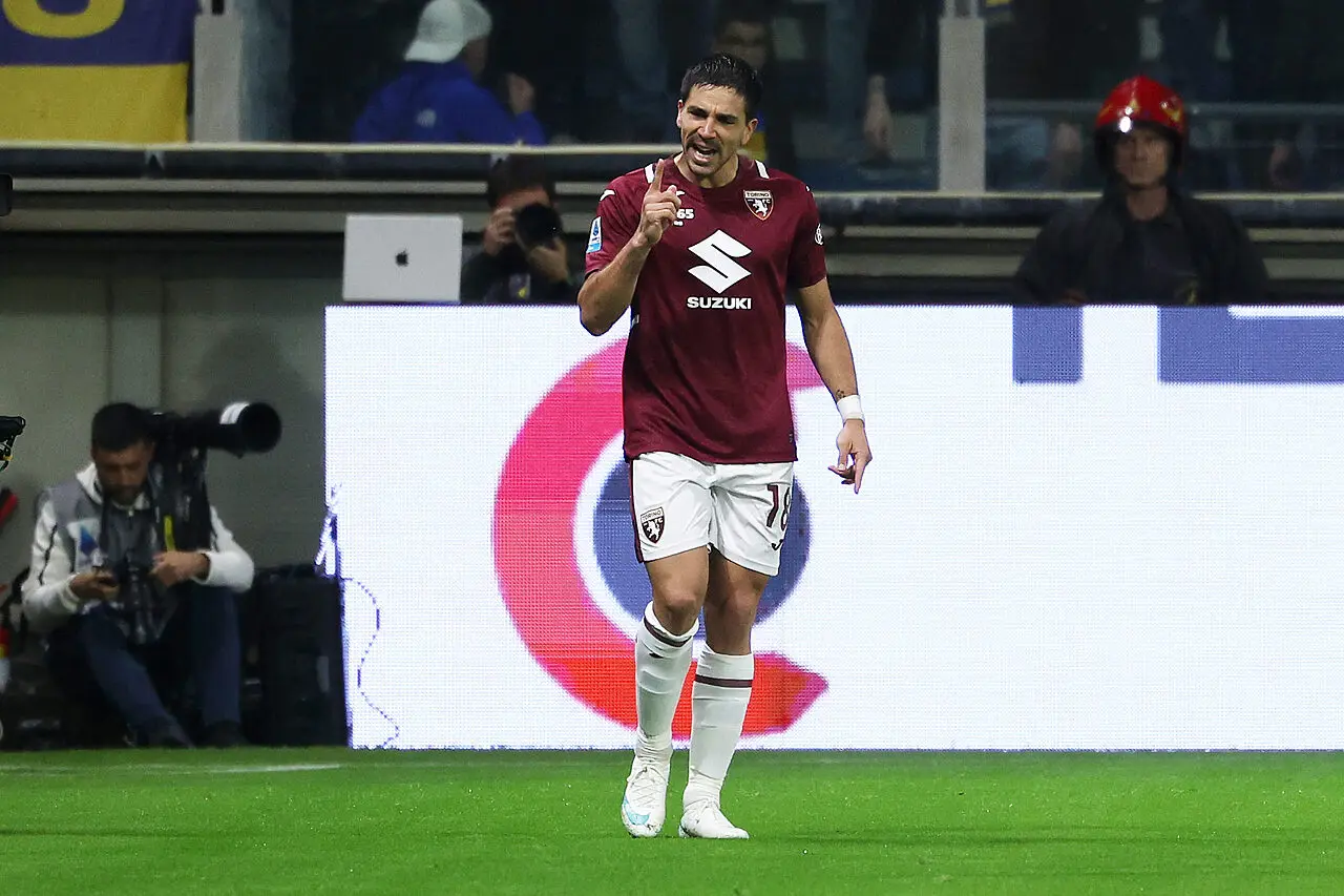 Parma Torino, gol del vantaggio di Giovanni Simeone