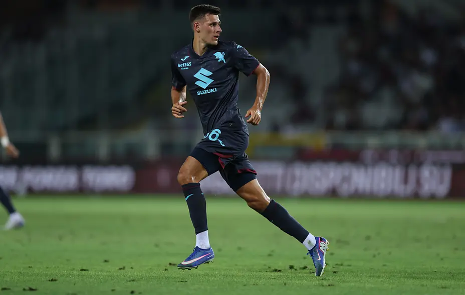 Gvidas Gineitis in azione con la terza maglia del Torino FC 2026-2027