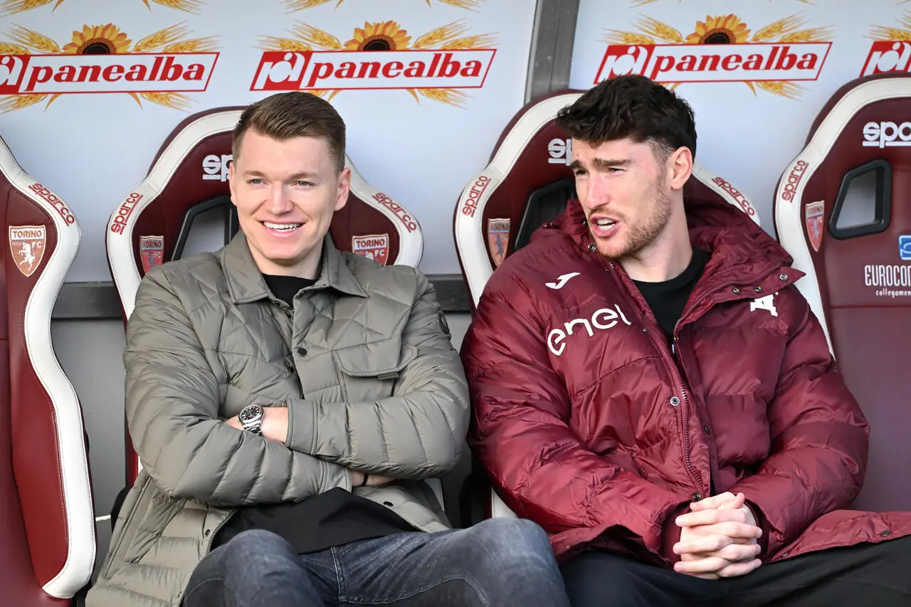 Torino Genoa, Scuurs e Israel