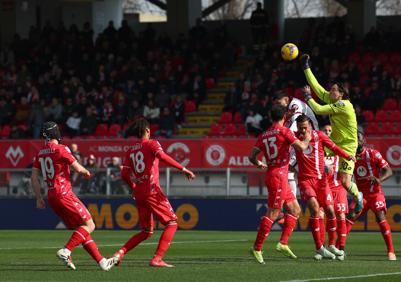 Stefano Turati of Monza clears the ball during the Serie A match between Monza and Torino at U-Power Stadium on March 02, 2025 in Monza, Italy.