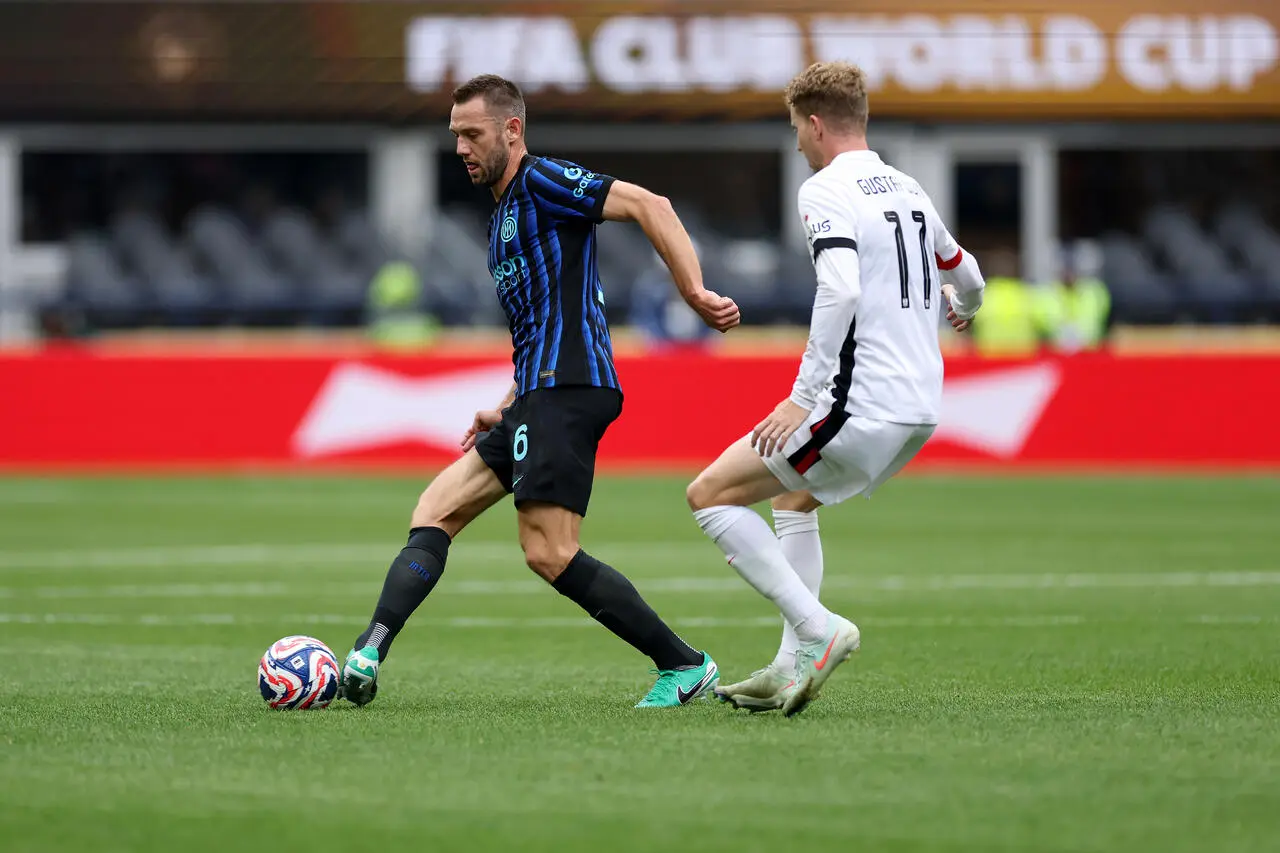 Samuel Gustafson in Inter Urawa Reds