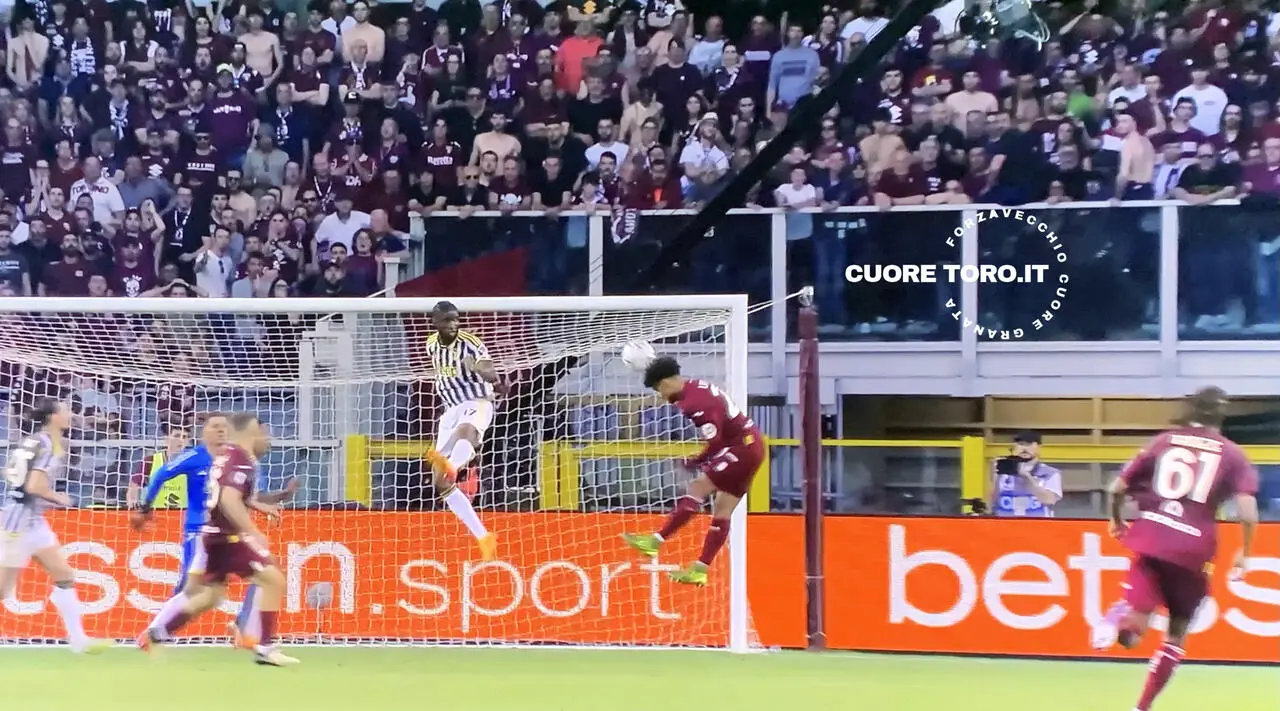 Valentino Lazaro derby