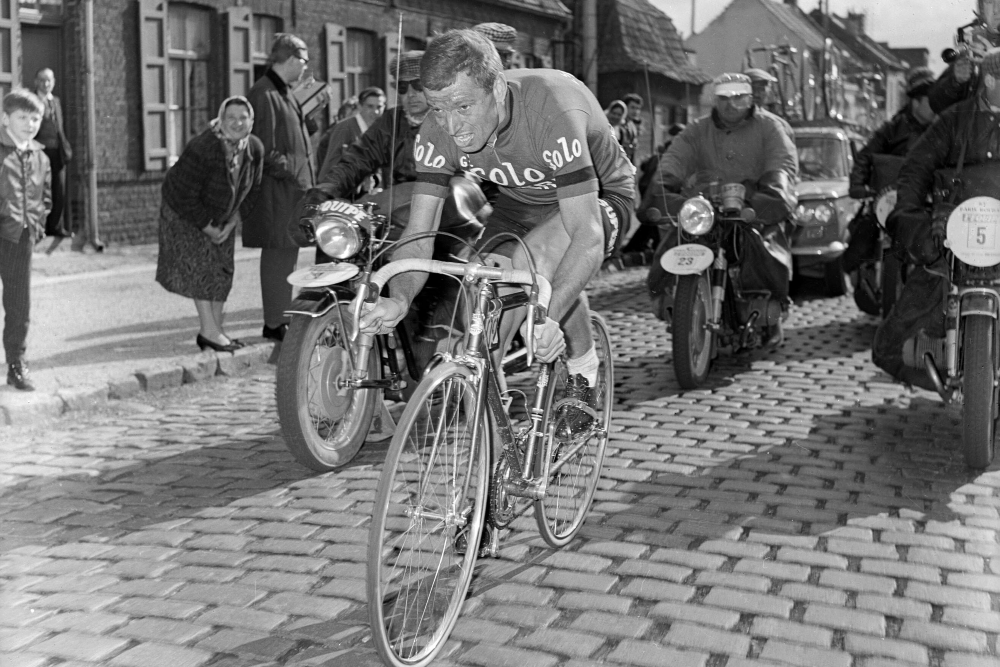 SPORT & VIE - N°47 - avril 1960 / Rik Van Looy, l'ennemi public numero