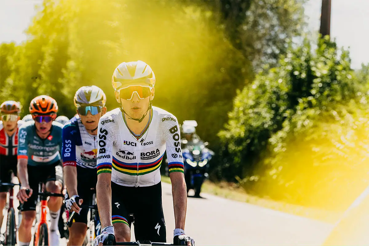 Lorenzo Mark Finn al Tour de l'Avenir © Red Bull-BORA-hansgrohe