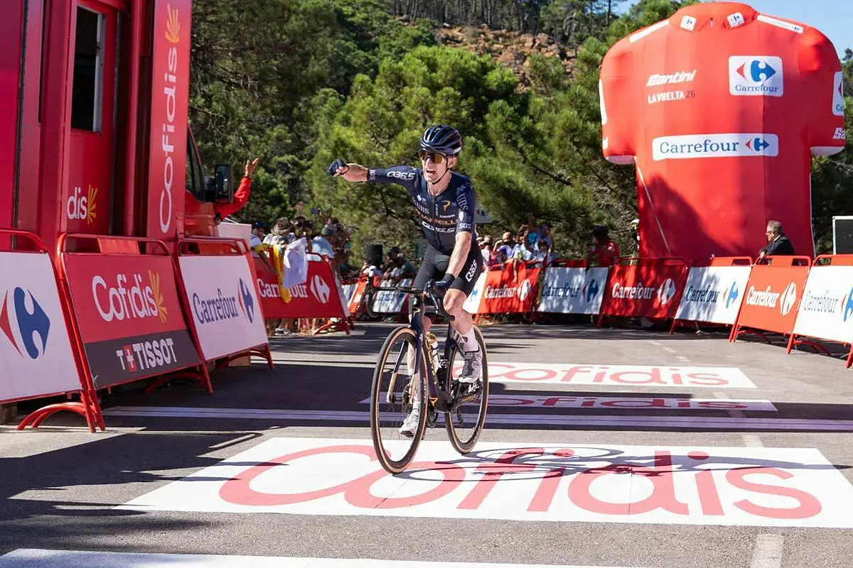 Eddie Dunbar all'arrivo di Peñas Blancas © Vuelta a España