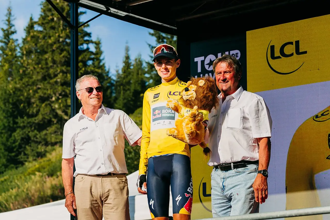 Lorenzo Finn in maglia gialla © Twila Federica Muzzi / Red Bull-BORA-hansgrohe via X