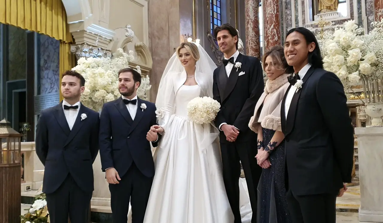 Martina Franca: matrimonio del pilota della Ferrari Antonio Giovinazzi