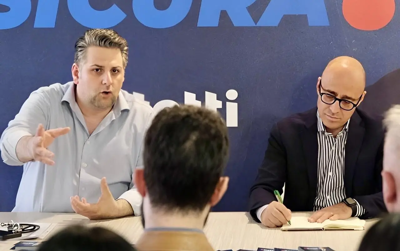 Fabio Ligonzo e il sindaco Piero Bitetti