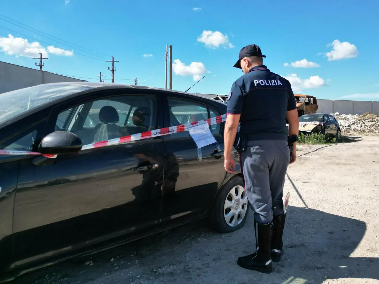 Grottaglie: scoperta area adibita a smaltimento illegale di rifiuti pericolosi