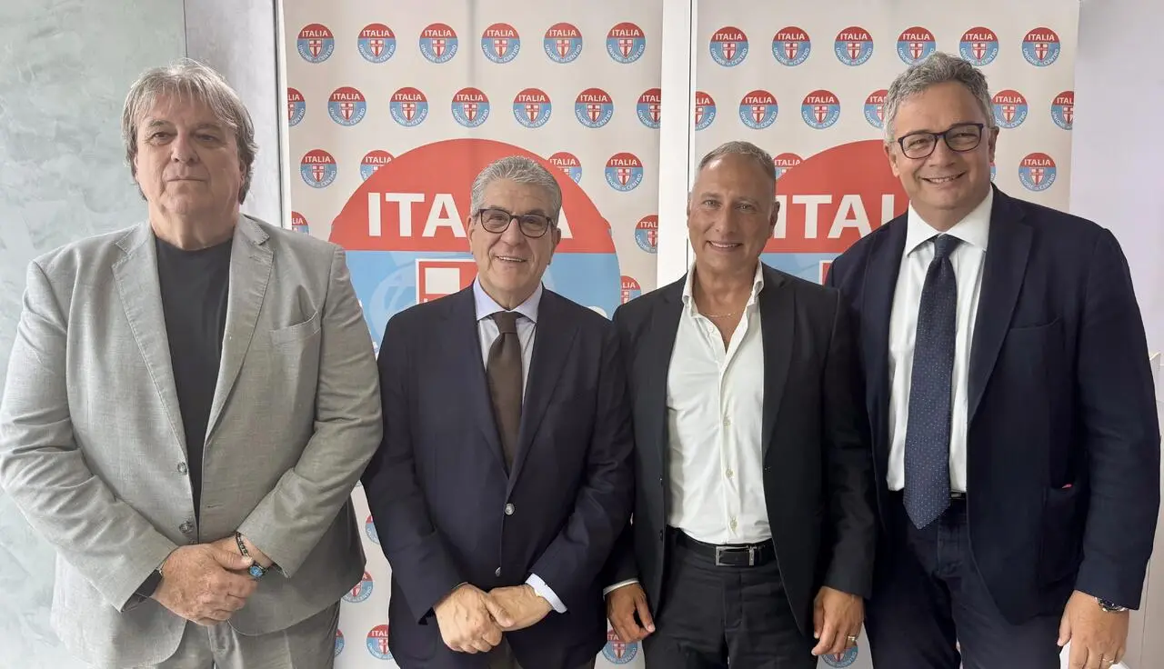 Da sx: Tony Cannone, Gianfranco Chiarelli, Emiliano Messina, Francesco D’Errico