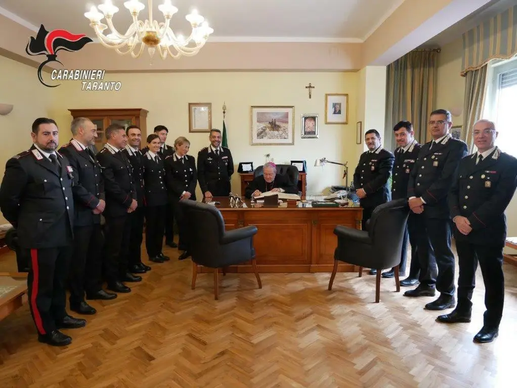 Visita dell’Ordinario Militare Marcianò al Comando Provinciale dei Carabinieri di Taranto