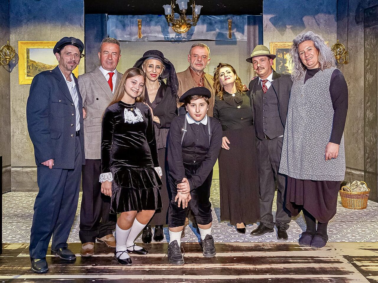 La compagnia teatrale La Maschera (foto Associazione Culturale Ethnica)