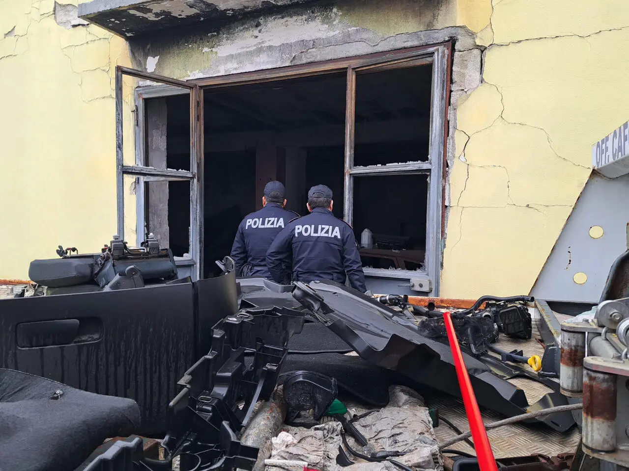 Sava, officina meccanica senza autorizzazioni