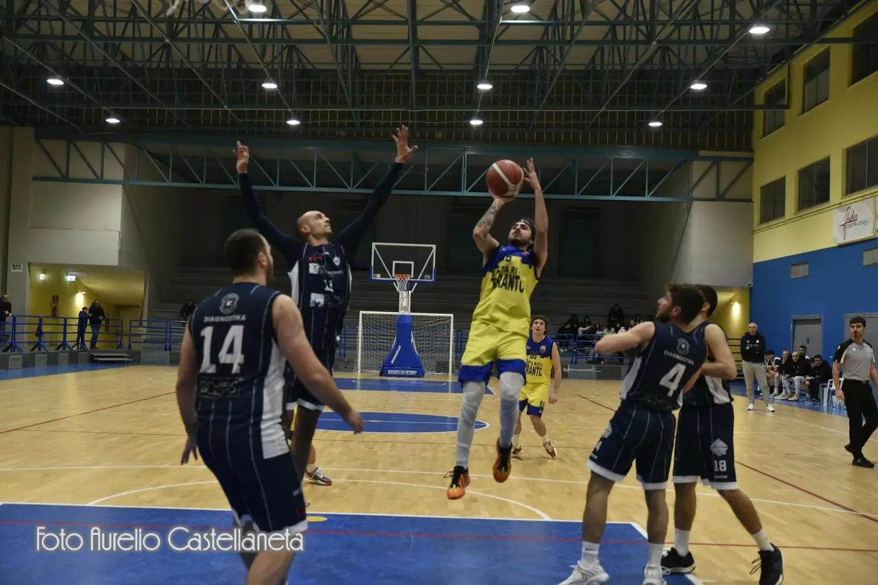 Santa Rita Taranto-Newgen Martina