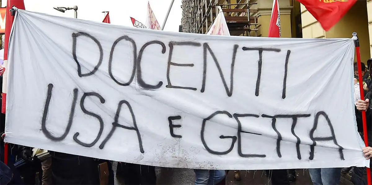 Docenti "usa e getta"