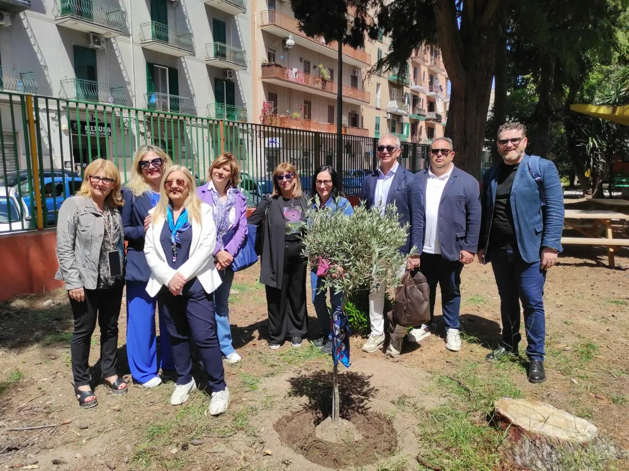 La UIL Taranto pianta un ulivo per i diritti e l’inclusione sociale