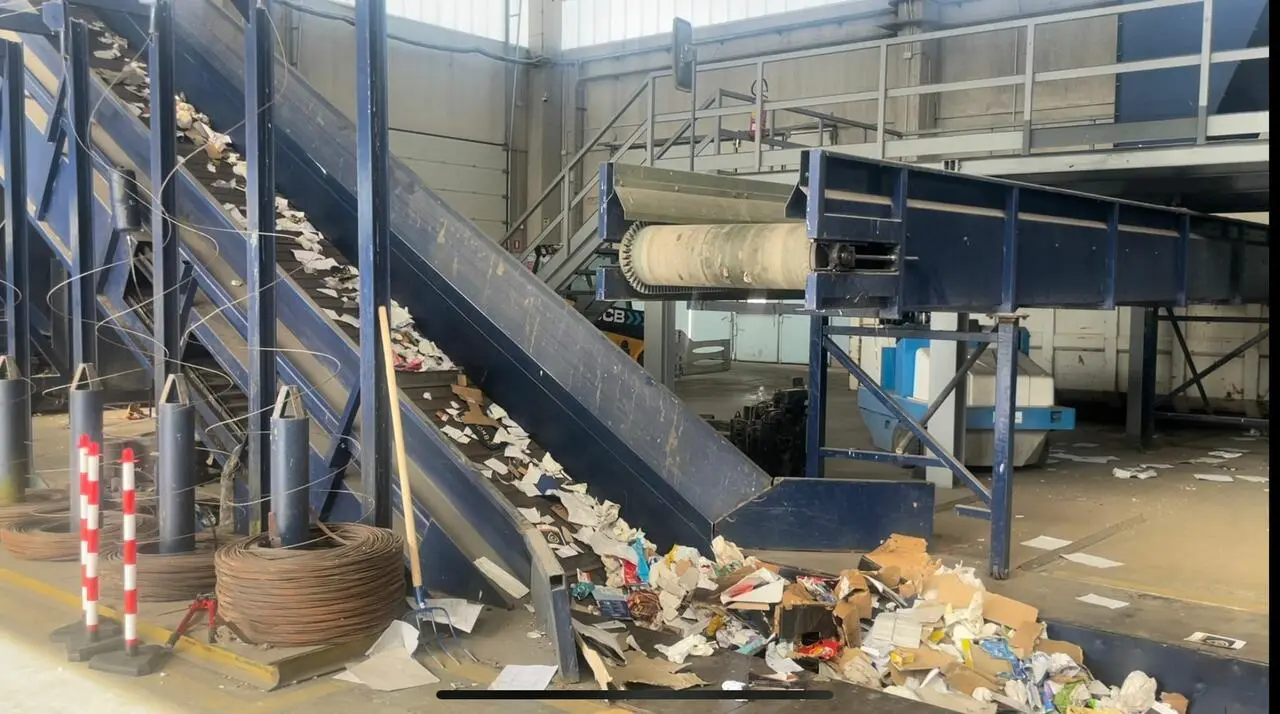 Impianto di selezione rifiuti di Kyma Ambiente