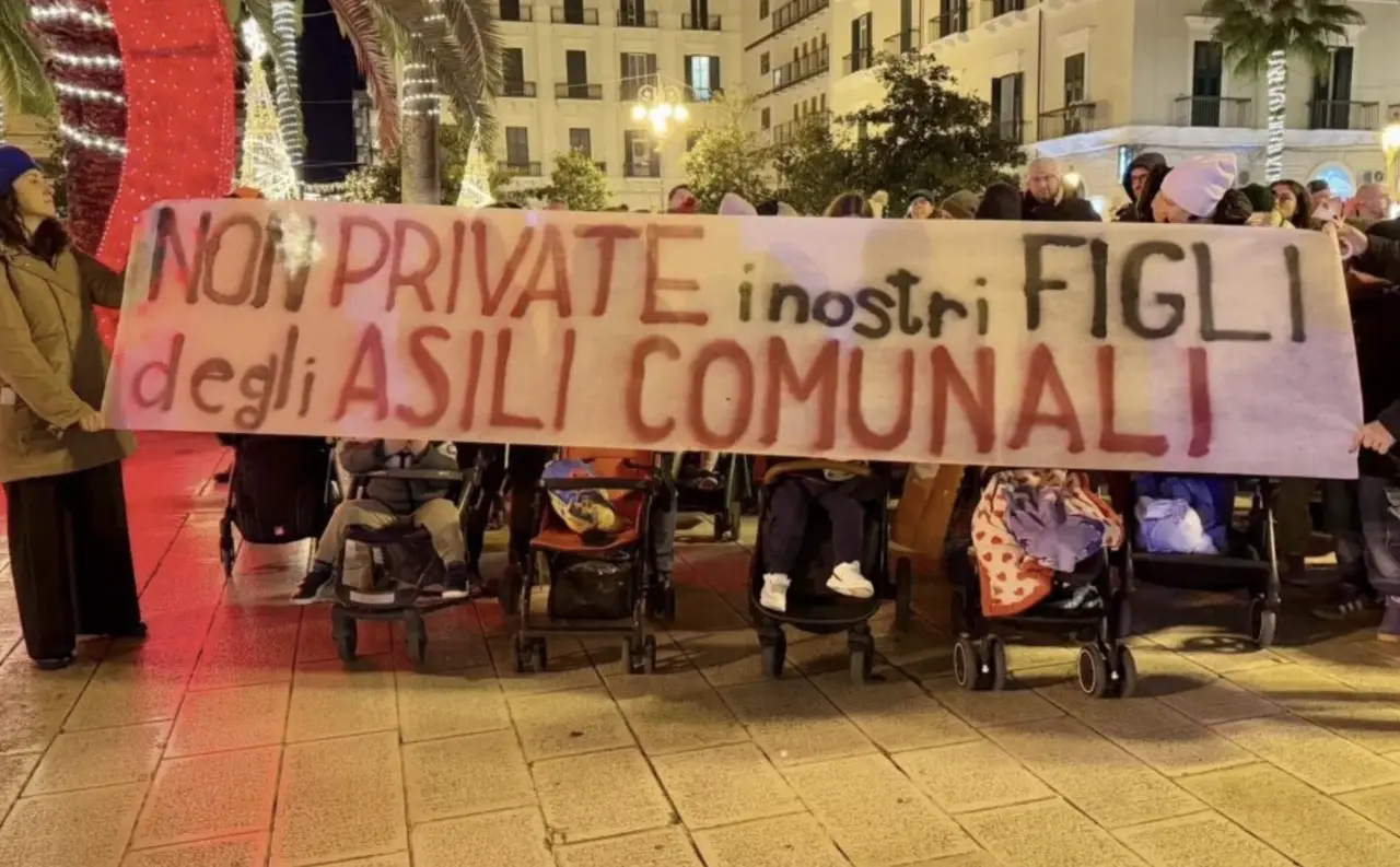 Protesta asili nido