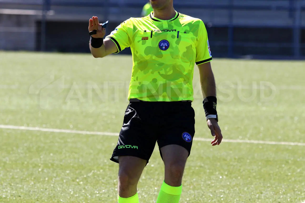 Arbitro (foto Todaro/Antenna Sud)
