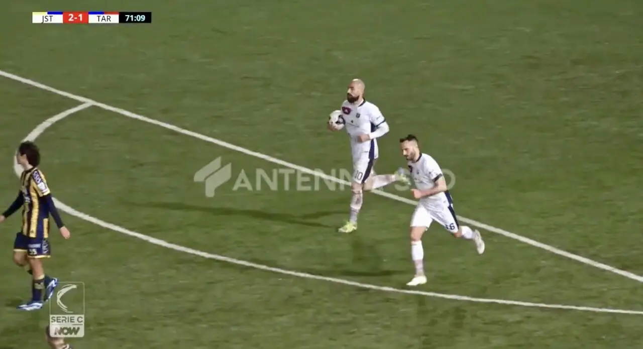 Luciani e Simeri hanno confezionato la rete del Taranto