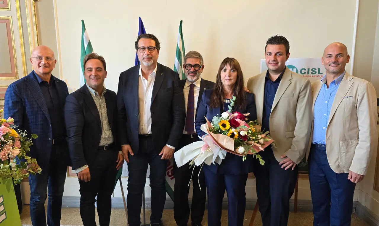 Da sinistra Gianfranco Solazzo, Antonio La Fortuna, Antonio Castellucci, Onofrio Rota, Francesca Negro, Alessandro Gesuè, Giovanni Del Sole