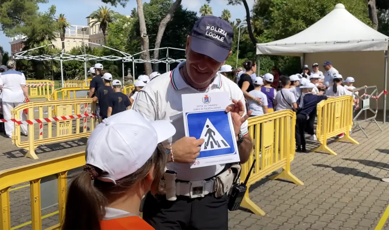Vigili…amo la città (foto Massimo Todaro)