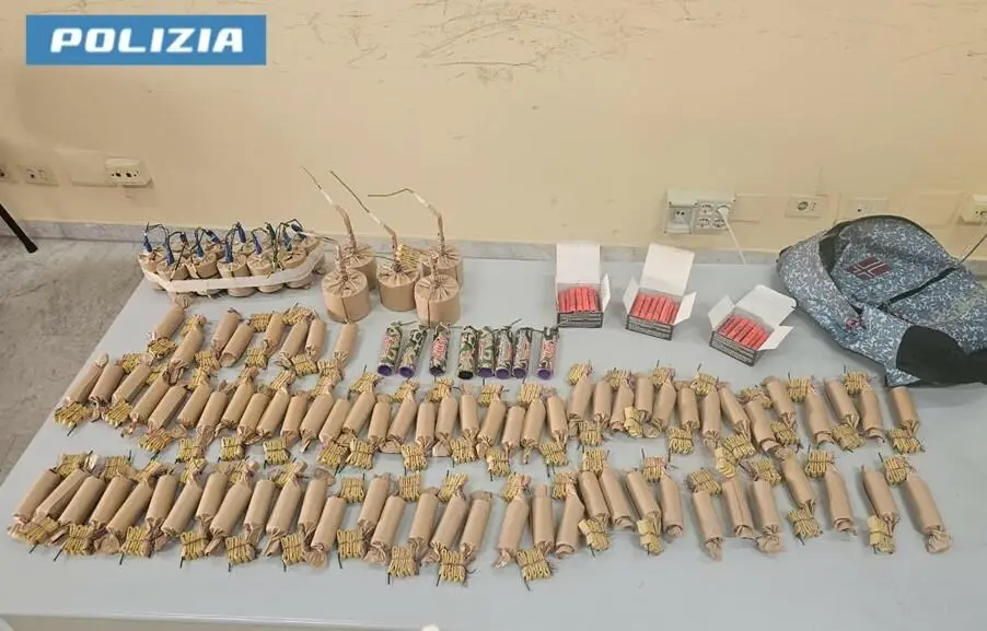 Taranto: sequestrati botti illegali, arresti e denunce