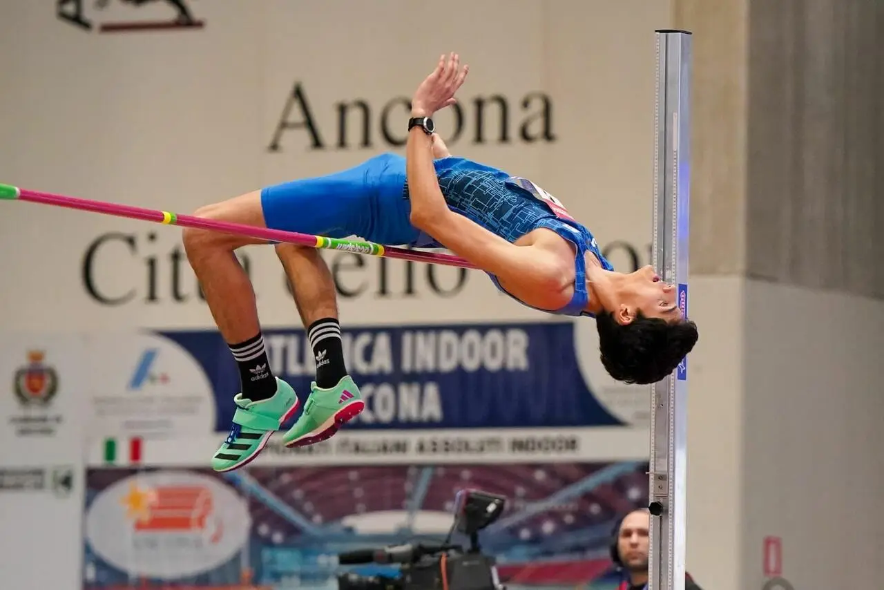 Il salto di Andrea Magnano (Foto Salvo Barbagallo)