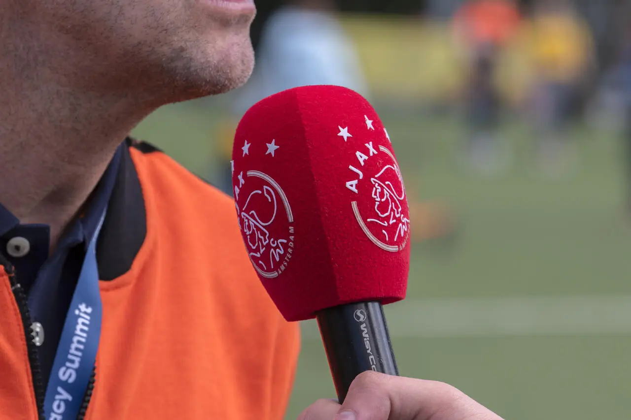 Ajax - Depositphotos