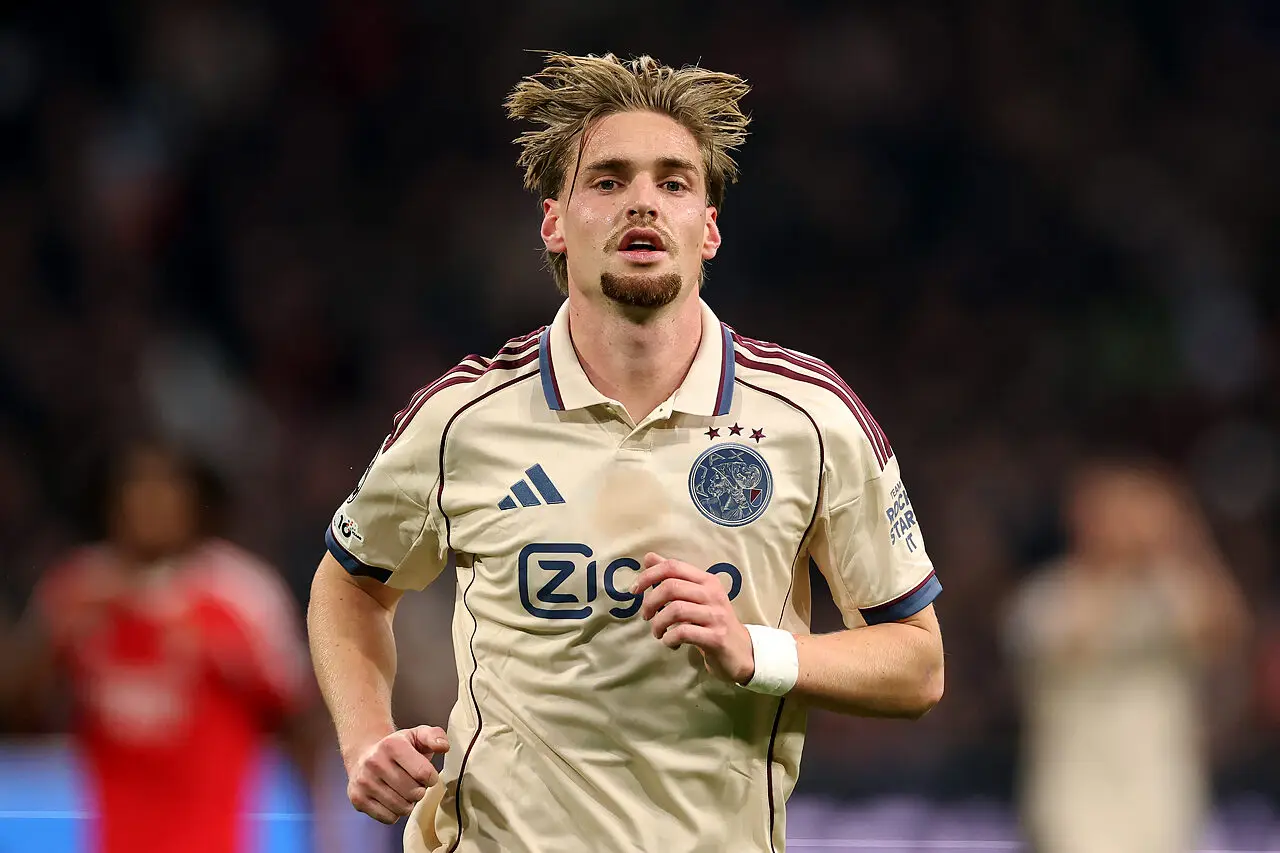 Photo by Dean Mouhtaropoulos/Getty Images via onefootball