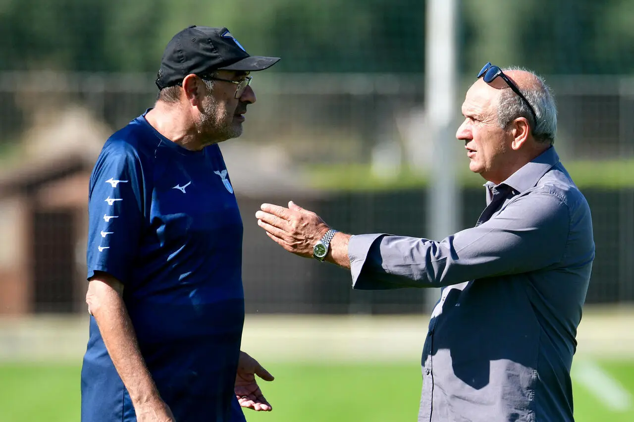 Sarri, Fabiani - Via onefootball (Photo by Marco Rosi - SS Lazio/Getty Images)