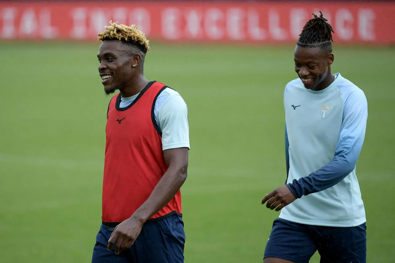Noslin e Dele-Bashiru